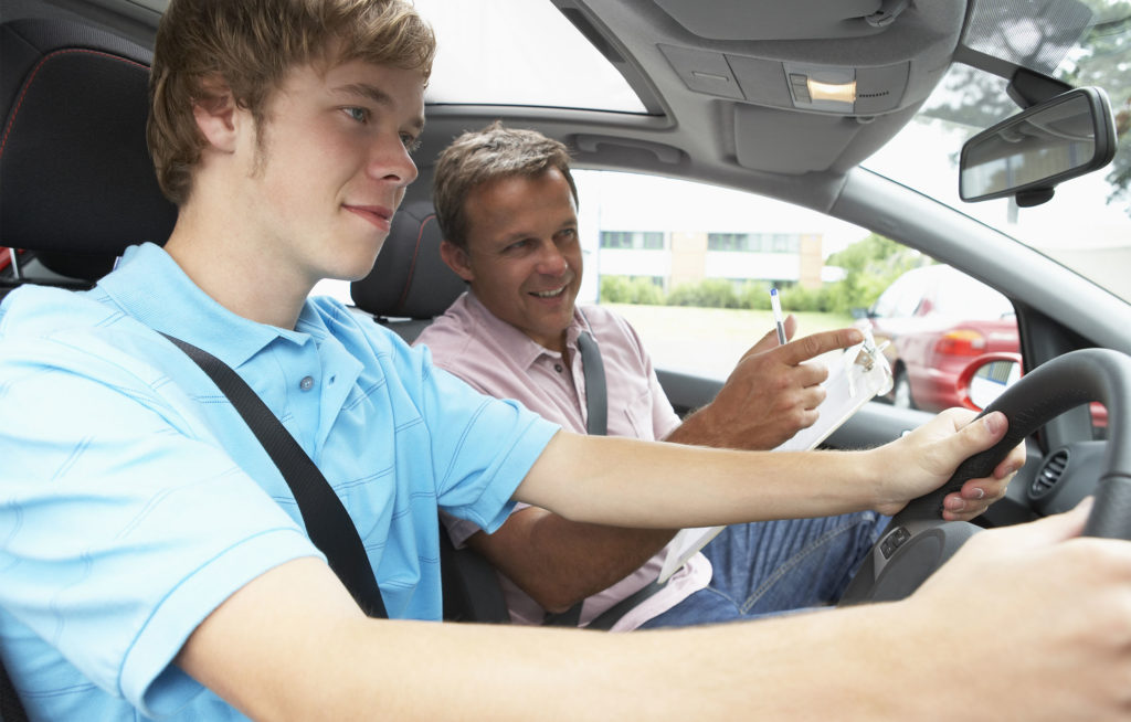 Manual driving lesson Fareham